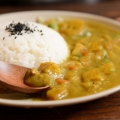 Curry de légumes au gingembre